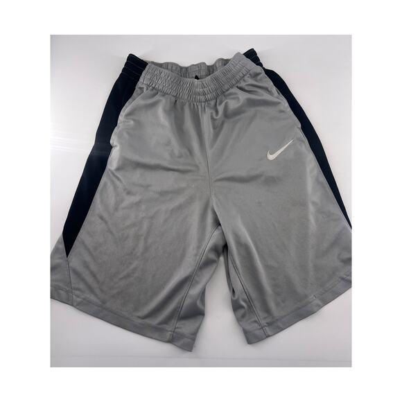 Nike Shorts Youth Extra Large Gray Black Activewear Kidcore Lounge Basketball - Picture 1 of 6